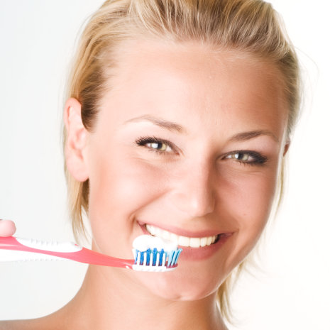 Matthews Dental Associates - Dr. Dan Matthews DMD - Dr. Bruce Matthews DDS - Dr. Katie Matthews DDS - Invisalign Clear Braces - Hockessin and Wilmington Matthews Dental Associates - How to Brush Your Teeth